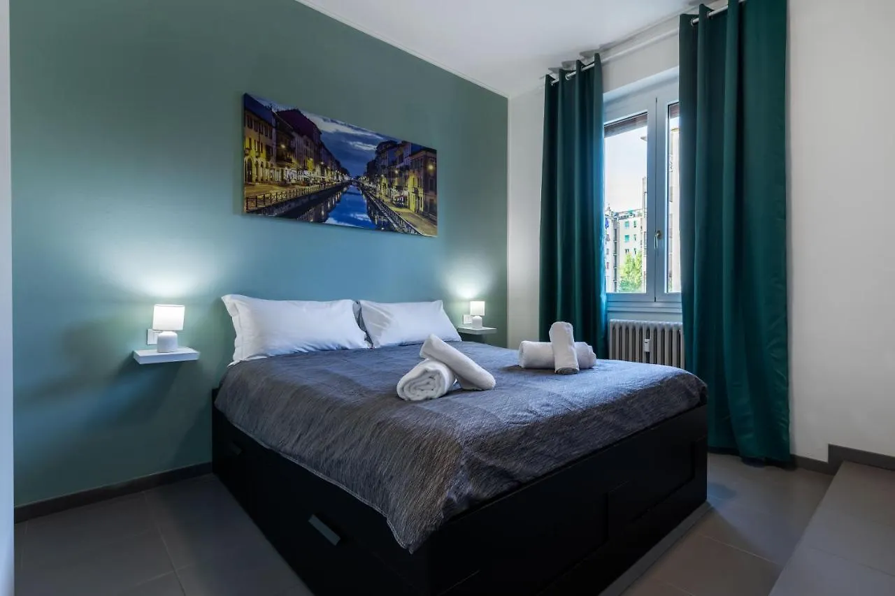 Central Station 13Min - 2 Bedrooms, 2 Bathrooms, Metro Milan 0*,  Italy